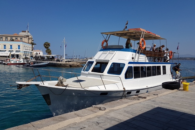 Spetses Island - Extra weekend boat 'Spetses Express II'